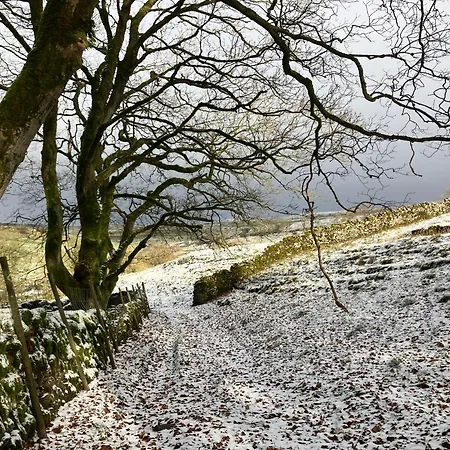 The Snug At Greystones * Buckden (North Yorkshire)
