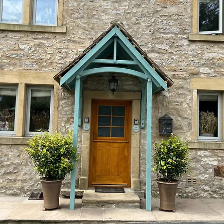 The Snug - Walker's Delight Buckden (North Yorkshire)